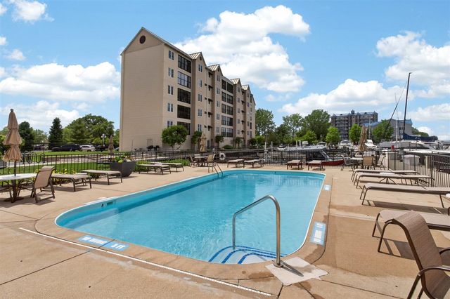 250 Water Street C, Saint Joseph, MI 49085