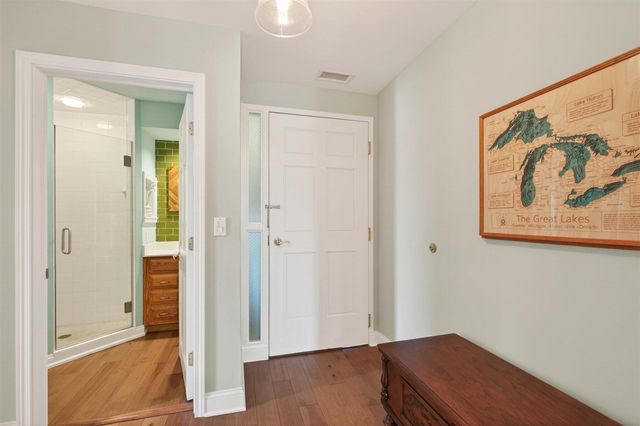250 Water Street C, Saint Joseph, MI 49085