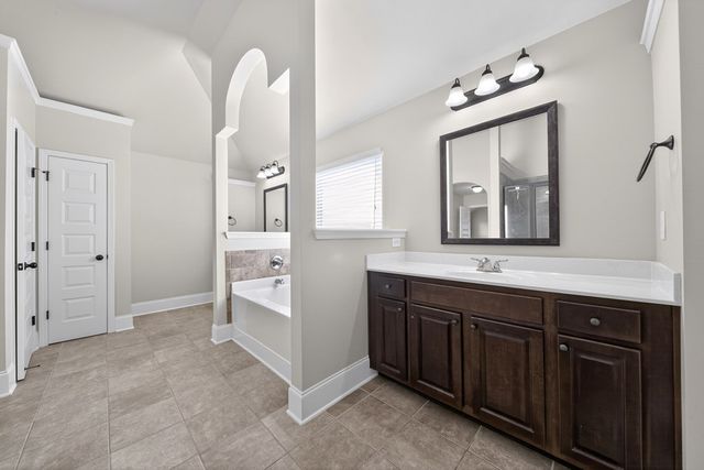 29 Sword Street, Fort Mitchell, AL 36856