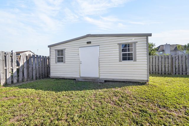 29 Sword Street, Fort Mitchell, AL 36856