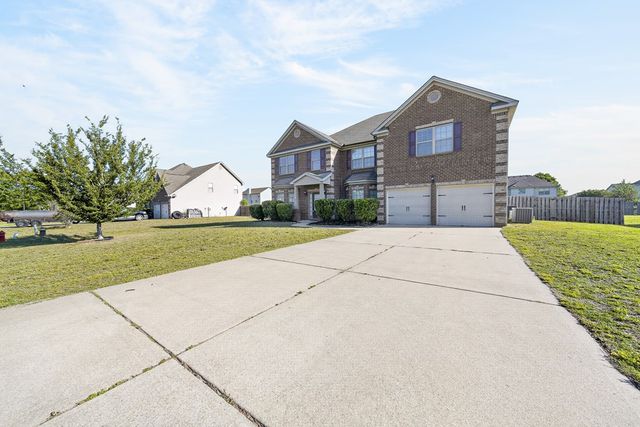 29 Sword Street, Fort Mitchell, AL 36856