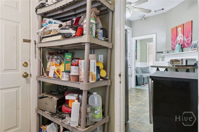 545 E Macon Street, Savannah, GA 31401