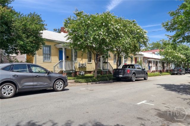 545 E Macon Street, Savannah, GA 31401