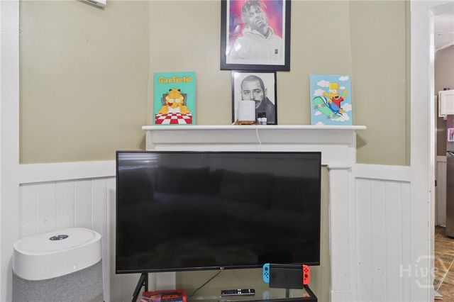 545 E Macon Street, Savannah, GA 31401