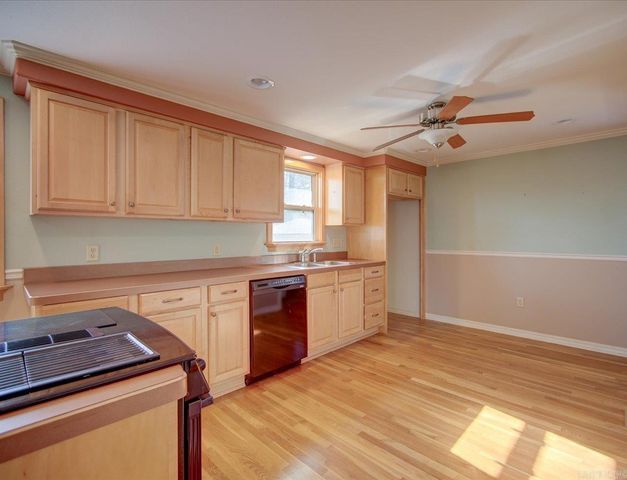 117 Waverly Street, Hot Springs, AR 71913