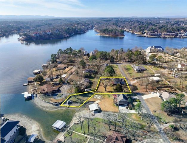 117 Waverly Street, Hot Springs, AR 71913