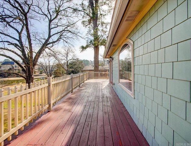 117 Waverly Street, Hot Springs, AR 71913