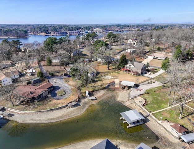 117 Waverly Street, Hot Springs, AR 71913