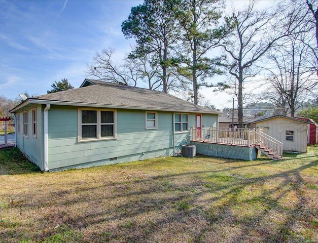 117 Waverly Street, Hot Springs, AR 71913