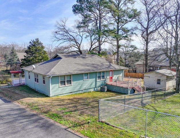 117 Waverly Street, Hot Springs, AR 71913
