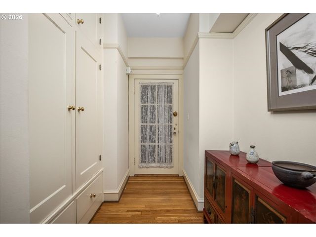 1209 Sw 6TH Ave, Portland, OR 97204