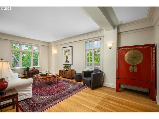 1209 Sw 6TH Ave, Portland, OR 97204