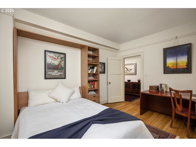 1209 Sw 6TH Ave, Portland, OR 97204