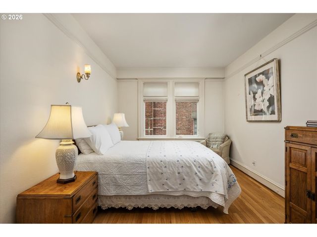 1209 Sw 6TH Ave, Portland, OR 97204