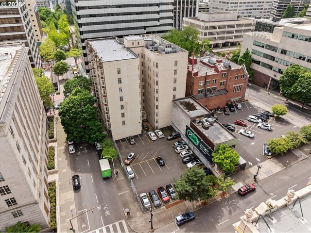 1209 Sw 6TH Ave, Portland, OR 97204