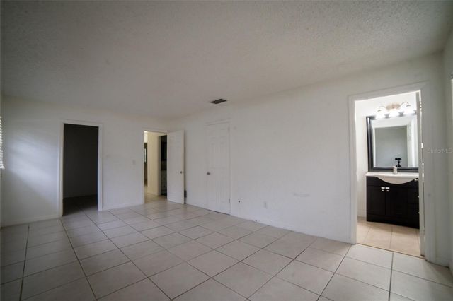 2 FERNWOOD LANE, Palm Coast, FL 32137