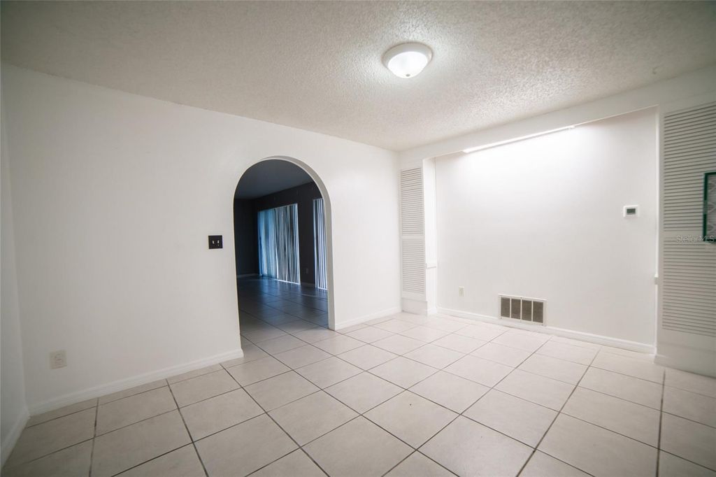 Image 8 of property listing at 2 FERNWOOD LANE, Palm Coast, FL 32137