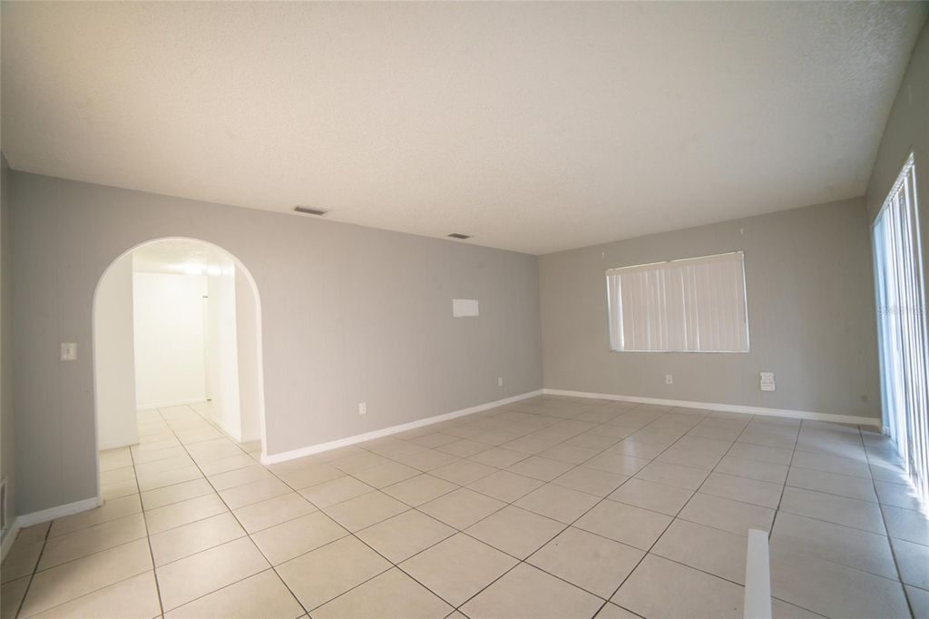 Image 9 of property listing at 2 FERNWOOD LANE, Palm Coast, FL 32137