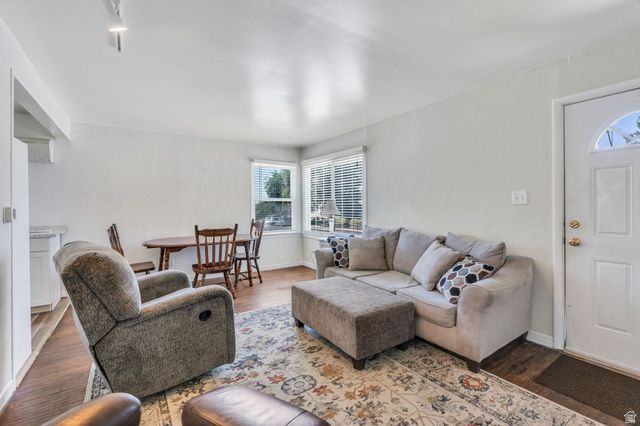 1090 E 460 ST, Provo, UT 84606