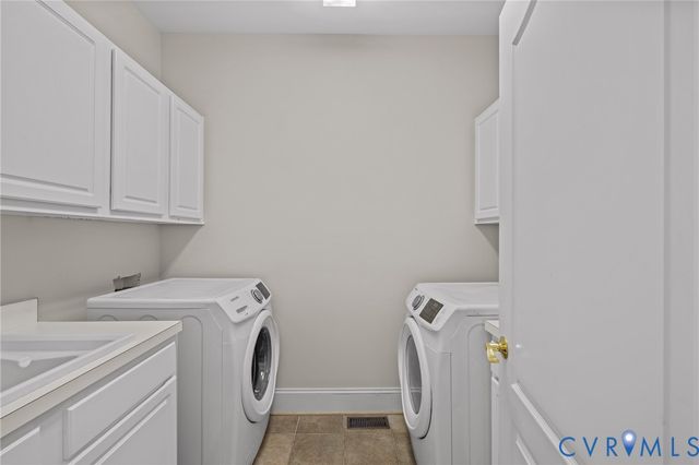 4612 Chippoke Rd, Chester, VA 23831