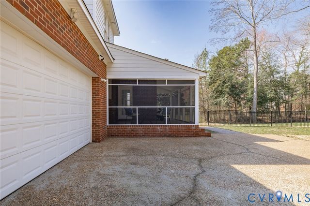 4612 Chippoke Rd, Chester, VA 23831