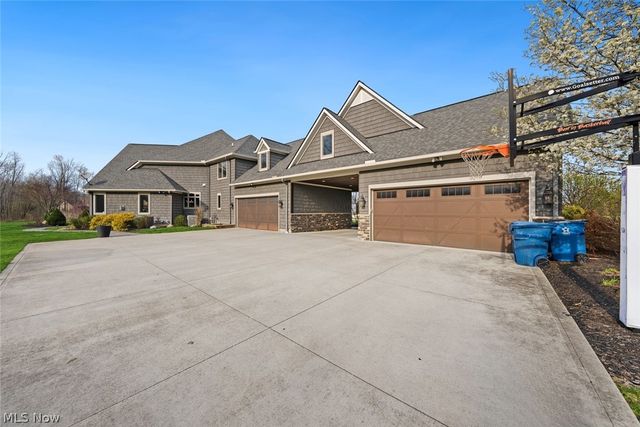 3450 Nagel Road, Avon, OH 44011