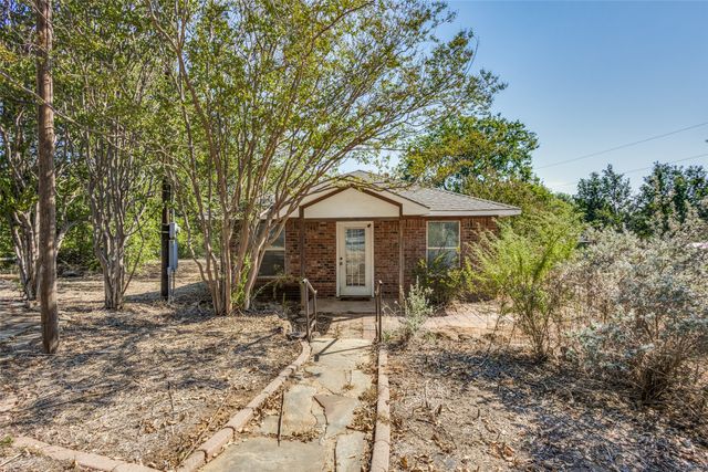 1421 Shady Rest Lane, Corinth, TX 76208