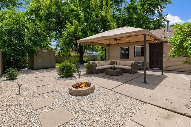 1409 Sequoia Lane, Darien, IL 60561