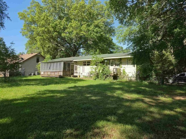 16 Roberts Drive, Mayflower, AR 72106