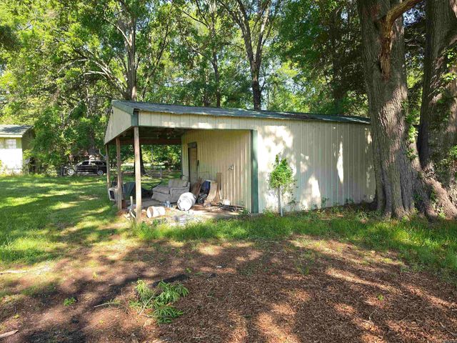 16 Roberts Drive, Mayflower, AR 72106