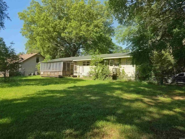 16 Roberts Drive, Mayflower, AR 72106