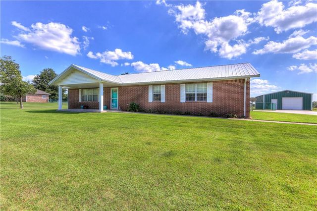 36601 W 45th Street, Shawnee, OK 74804
