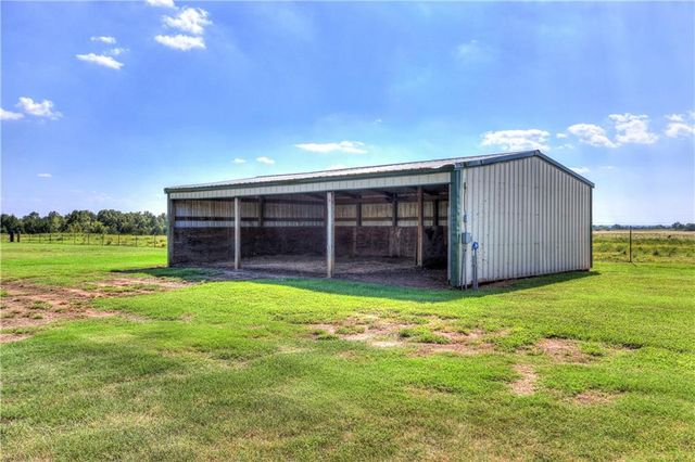 36601 W 45th Street, Shawnee, OK 74804