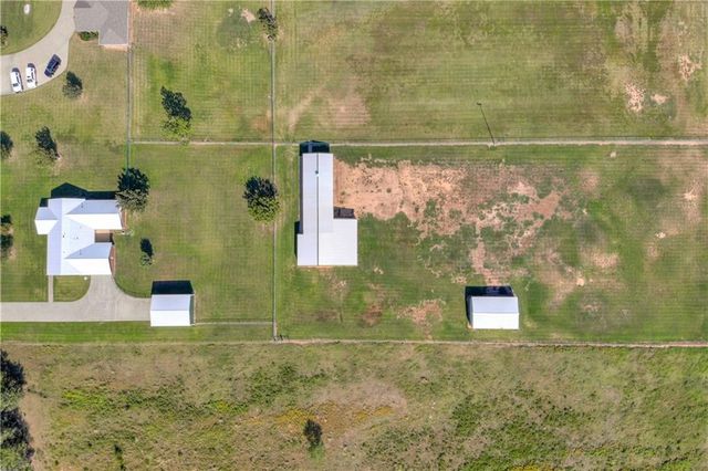 36601 W 45th Street, Shawnee, OK 74804