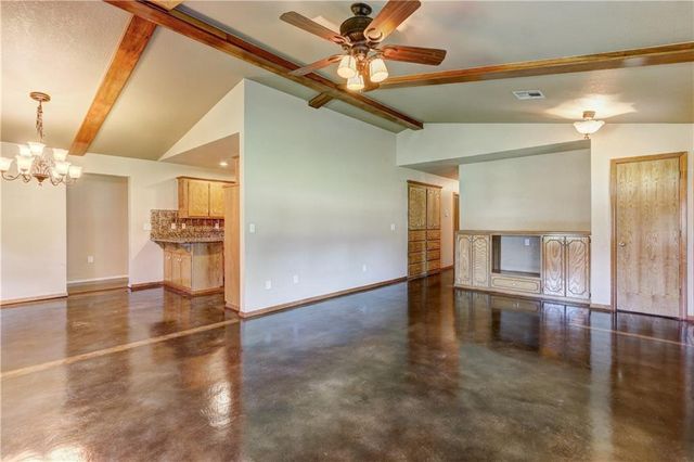 36601 W 45th Street, Shawnee, OK 74804