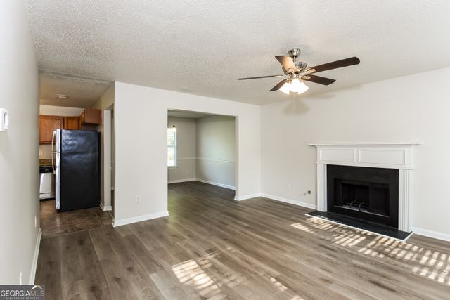 1399 Crest Lake Court, Lithonia, GA 30058