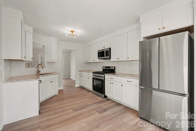 14716 Peridot Court, Pineville, NC 28134