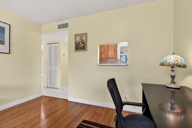 10444 NW 30th Court 105, Sunrise, FL 33322