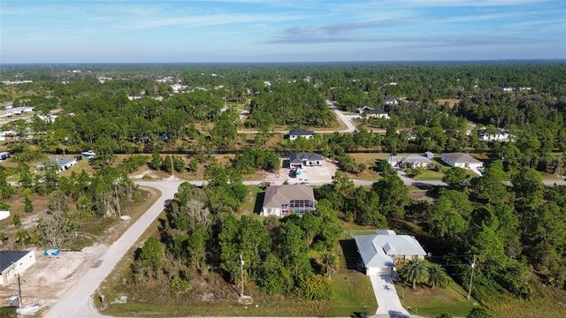 1015 CRESTHAVEN STREET, Lehigh Acres, FL 33974