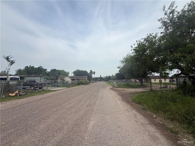 437 Rio Grande Circle, Alamo, TX 78516