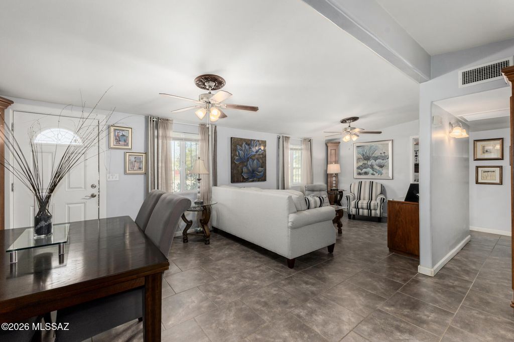 Image 11 of property listing at 1118 E Macarthur Street, Tucson, AZ 85714