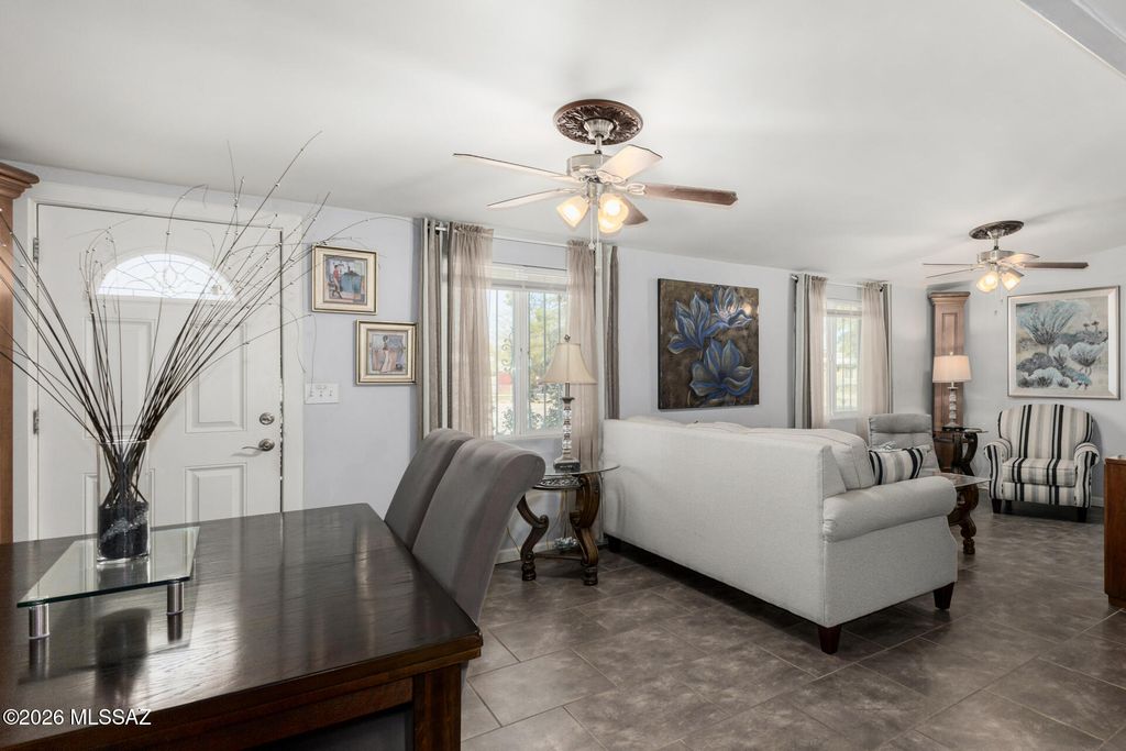 Image 15 of property listing at 1118 E Macarthur Street, Tucson, AZ 85714