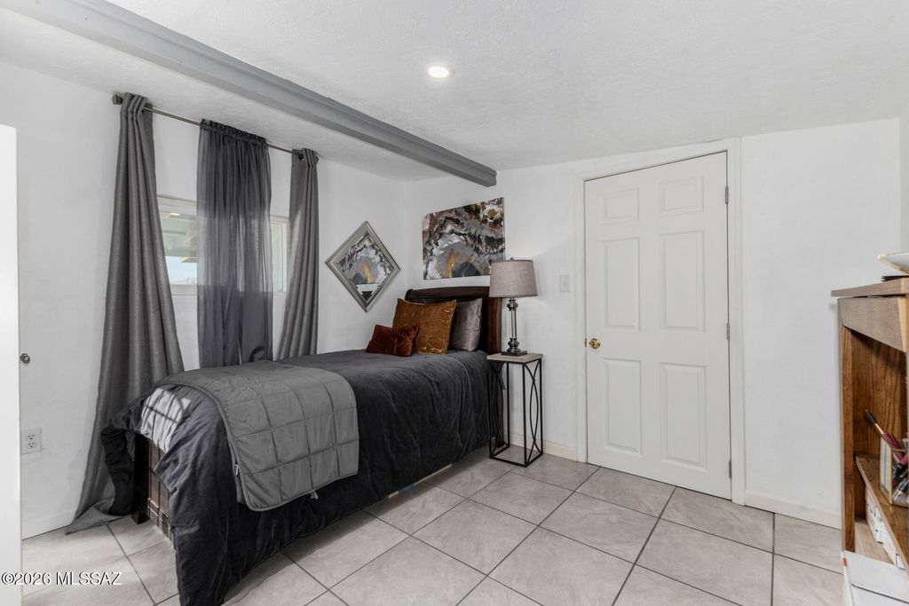 Image 30 of property listing at 1118 E Macarthur Street, Tucson, AZ 85714