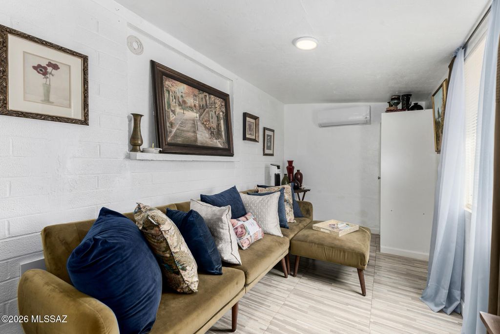 Image 34 of property listing at 1118 E Macarthur Street, Tucson, AZ 85714