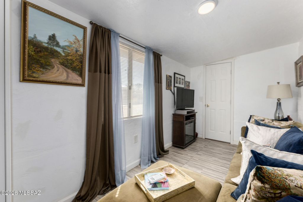 Image 35 of property listing at 1118 E Macarthur Street, Tucson, AZ 85714