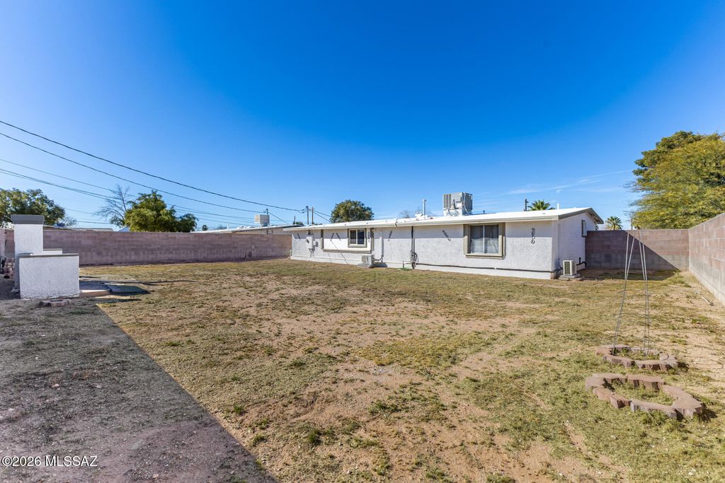 Image 40 of property listing at 1118 E Macarthur Street, Tucson, AZ 85714