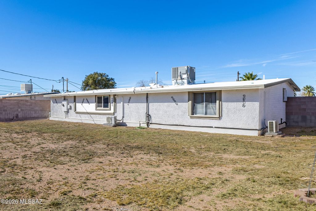 Image 41 of property listing at 1118 E Macarthur Street, Tucson, AZ 85714