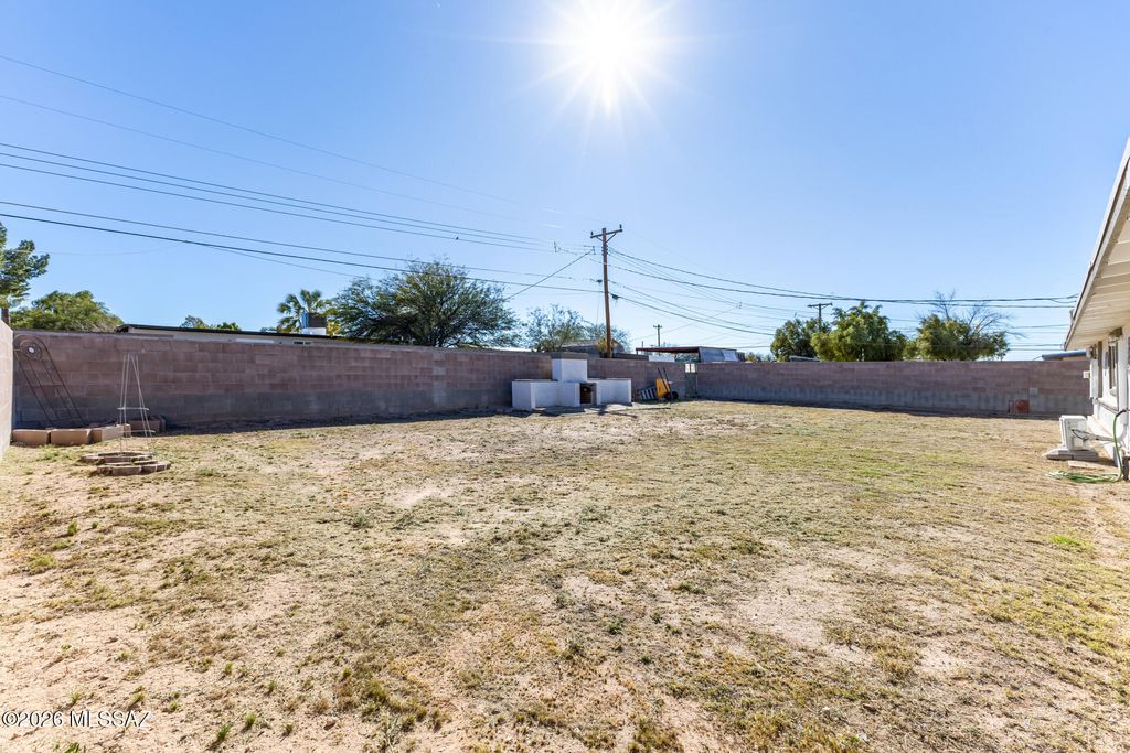 Image 42 of property listing at 1118 E Macarthur Street, Tucson, AZ 85714