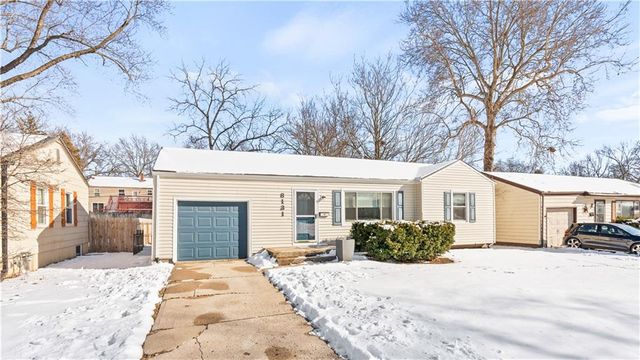 8131 McGee Street, Kansas City, MO 64114