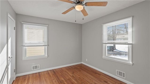 8131 McGee Street, Kansas City, MO 64114